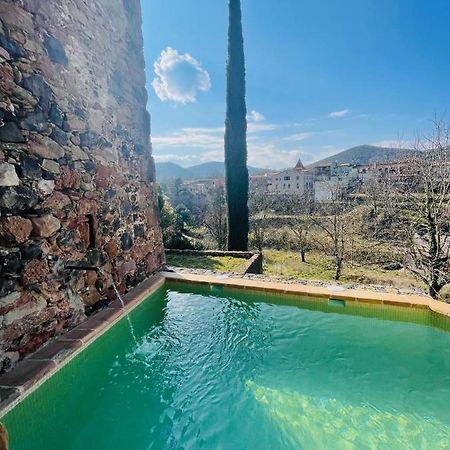 Hotel Cal Sastre Santa Pau Dış mekan fotoğraf
