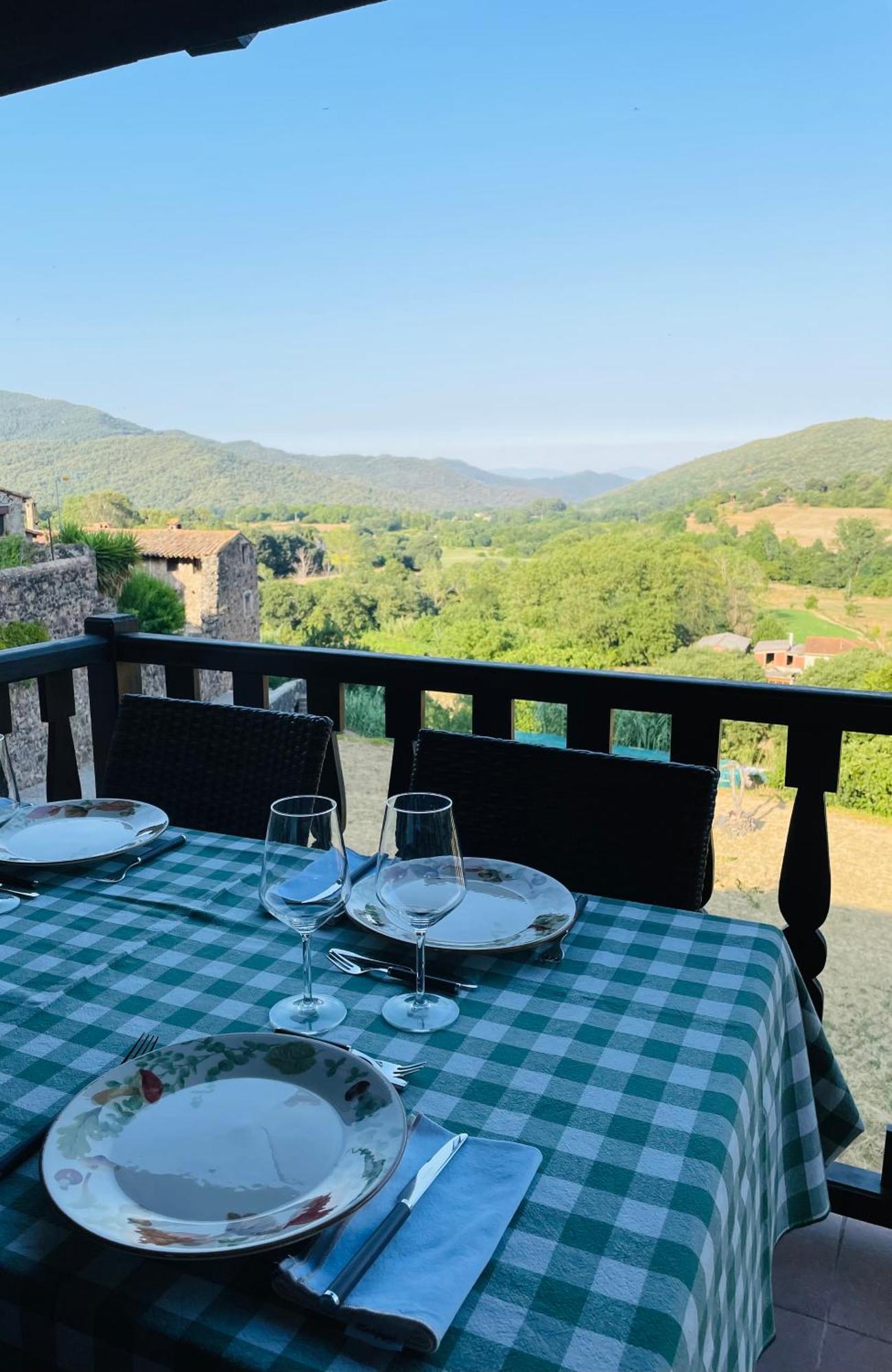 Hotel Cal Sastre Santa Pau Dış mekan fotoğraf