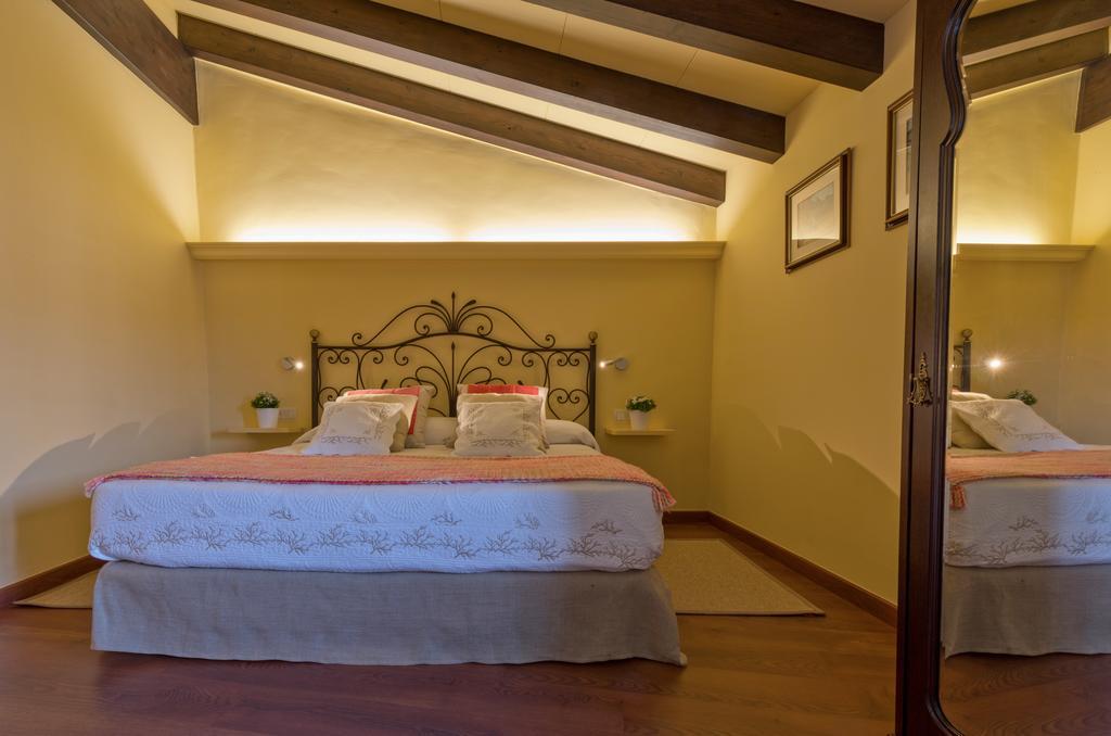 Hotel Cal Sastre Santa Pau Dış mekan fotoğraf