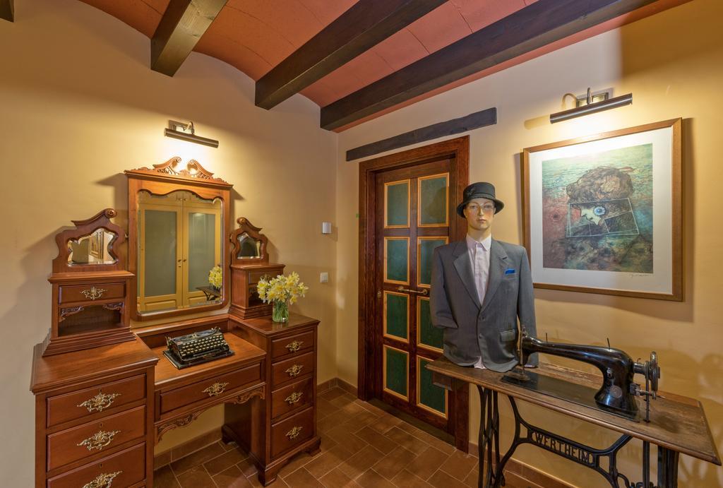 Hotel Cal Sastre Santa Pau Dış mekan fotoğraf
